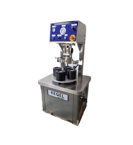 ZAKRĘCARKA DO SŁOIKÓW Z ODSYSANIEM BZX 65 4-GŁOWICOWA