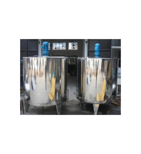 ZBIORNIK Z MIESZALNIKIEM 500L