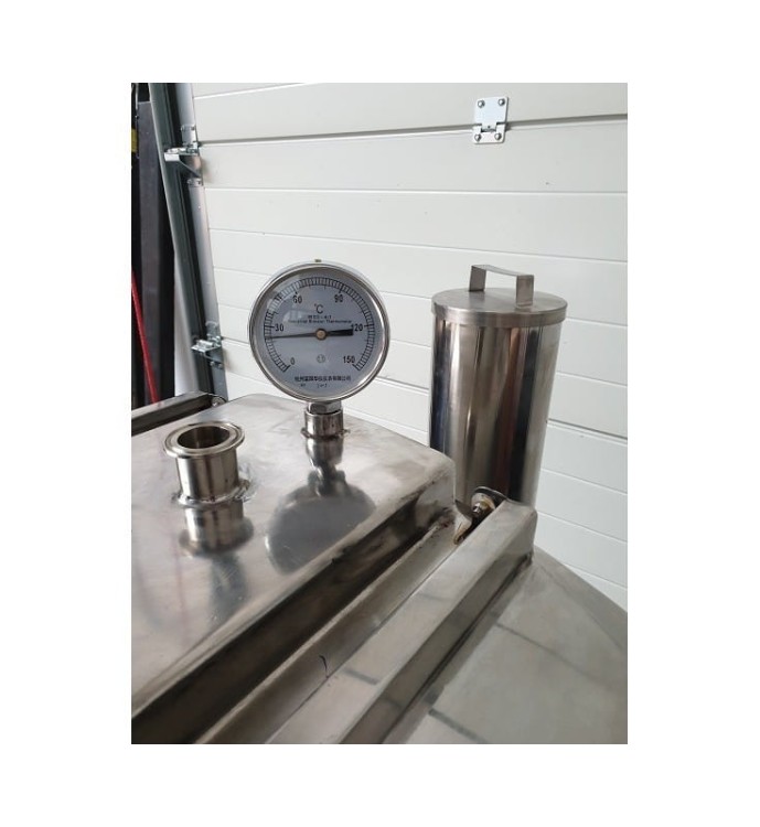 ZBIORNIK Z MIESZALNIKIEM GRZANIE CHŁODZENIE 200L