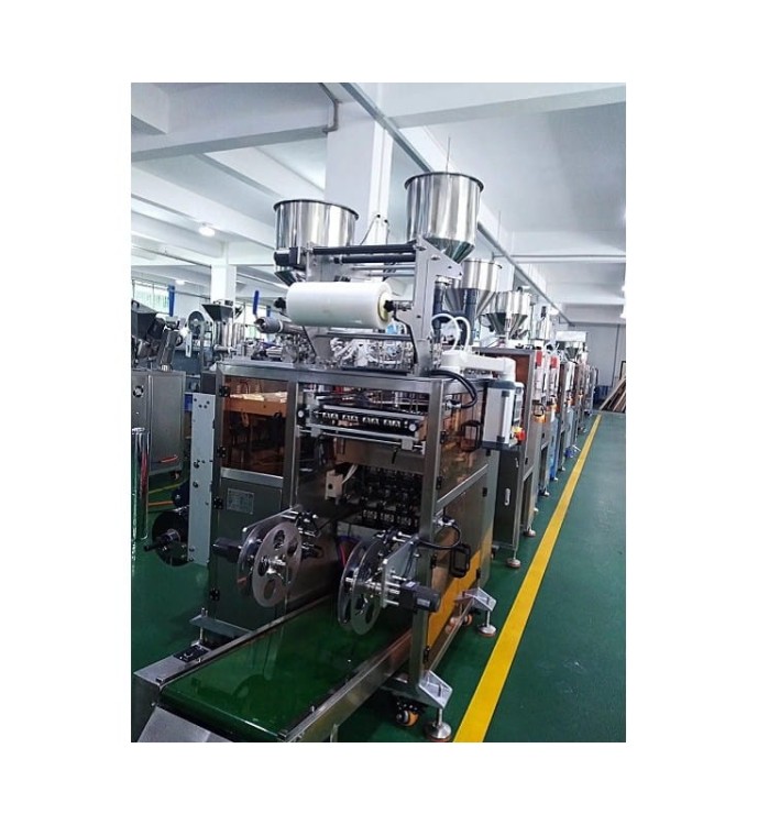 PIONOWA MASZYNA PAKUJĄCA PŁYN DO PODWÓJNYCH SASZETEK UN680Y-6