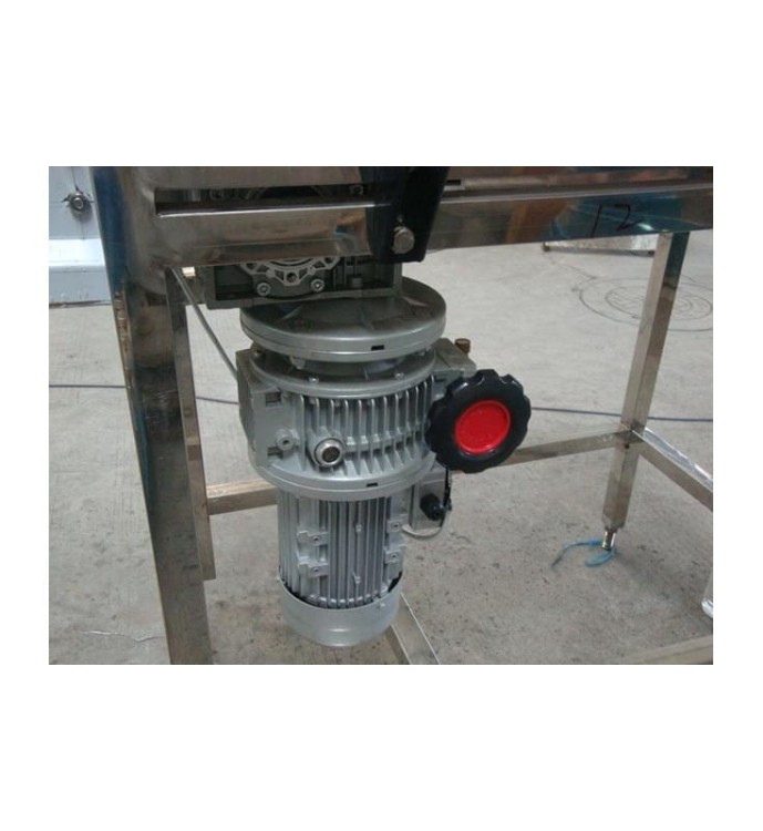 TAŚMOCIĄG Z NAPĘDEM DO NALEWAREK, ZAKRĘCAREK