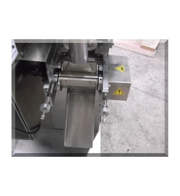 SASZETKARKA KUBEŁKOWA DXDD 150 II Z DATOWNIKIEM