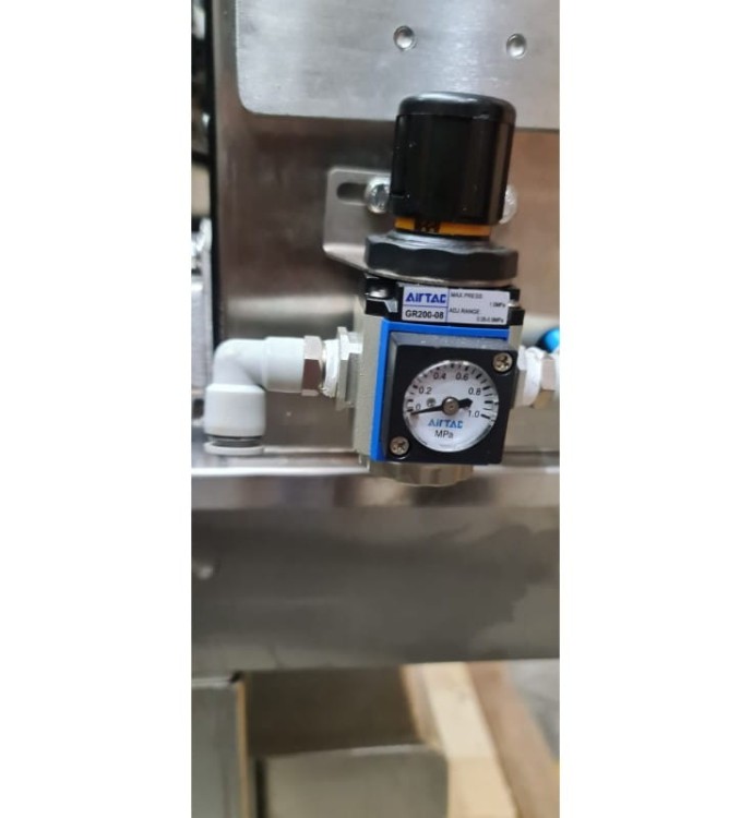 ZGRZEWARKA DO FOLII Z NADMUCHEM FRMQ-980ZQ