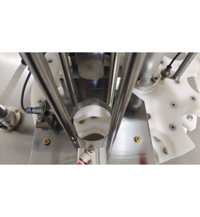 ZAMYKARKA DO PUSZEK LDC-130