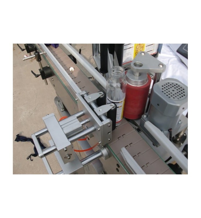 ETYKIECIARKA OKLEJAJĄCA DOOKOŁA OKRĄGŁE BUTELKI MT-550