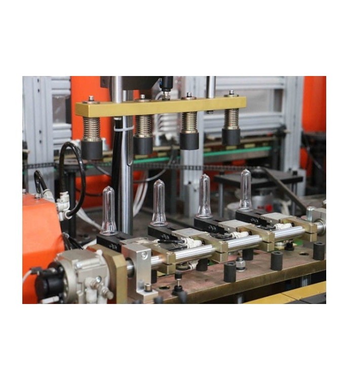 WYDMUCHIWARKA BUTELEK PET YCQ