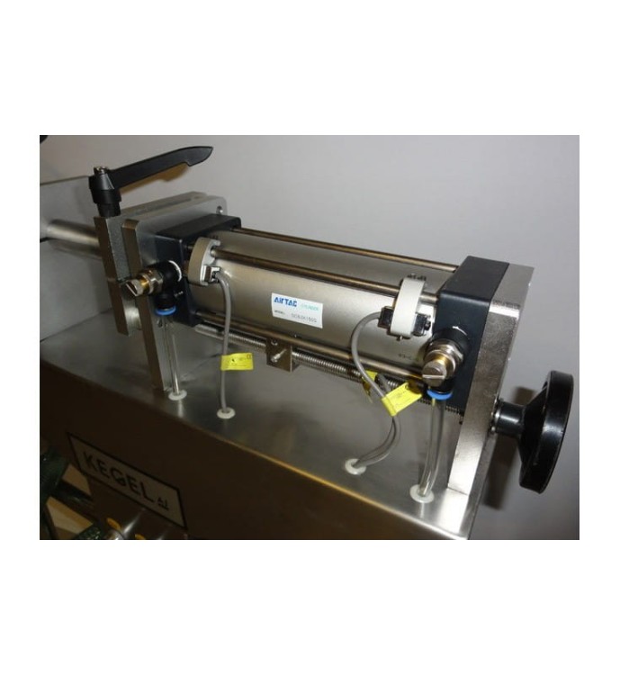 PNEUMATYCZNA NALEWARKA DO PŁYNÓW LPF 250