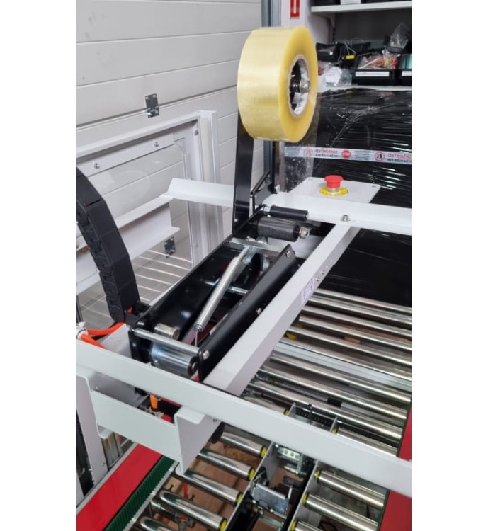 ZAKLEJARKA DO KARTONÓW AS823A