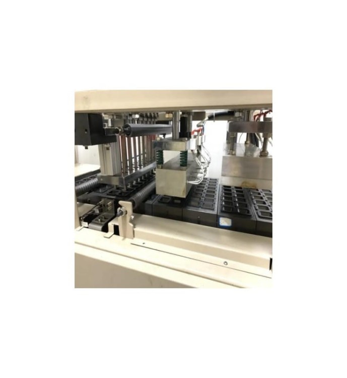 MASZYNA DO PRODUKCJI KAPSUŁEK DO PRANIA UN-DT14