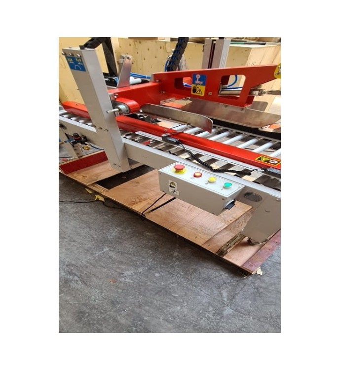 AUTOMATYCZNA ZAKLEJARKA DO KARTONÓW FXJ-3030Z