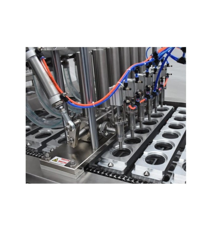 NALEWARKA I ZGRZEWARKA DO KUBKÓW HLXT-60-4