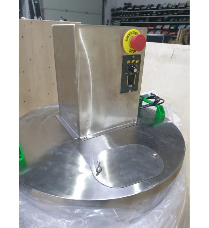 ZBIORNIK Z MIESZALNIKIEM 100L