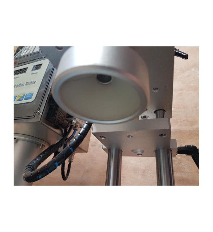 ZAKRĘCARKA DO BUTELEK HLXG-200K