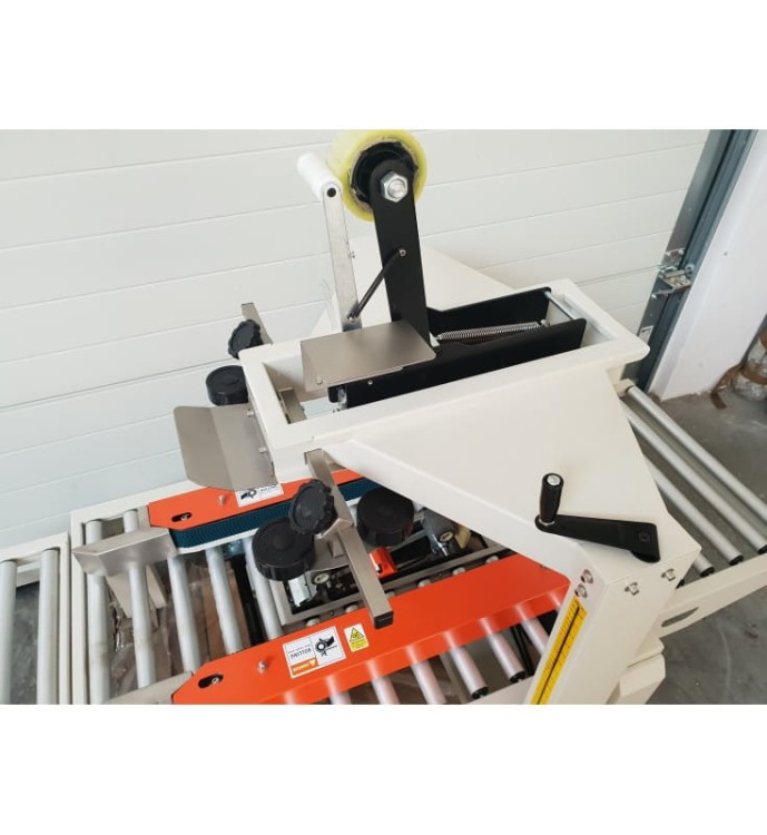 ZAKLEJARKA DO KARTONÓW FXJ 5050B