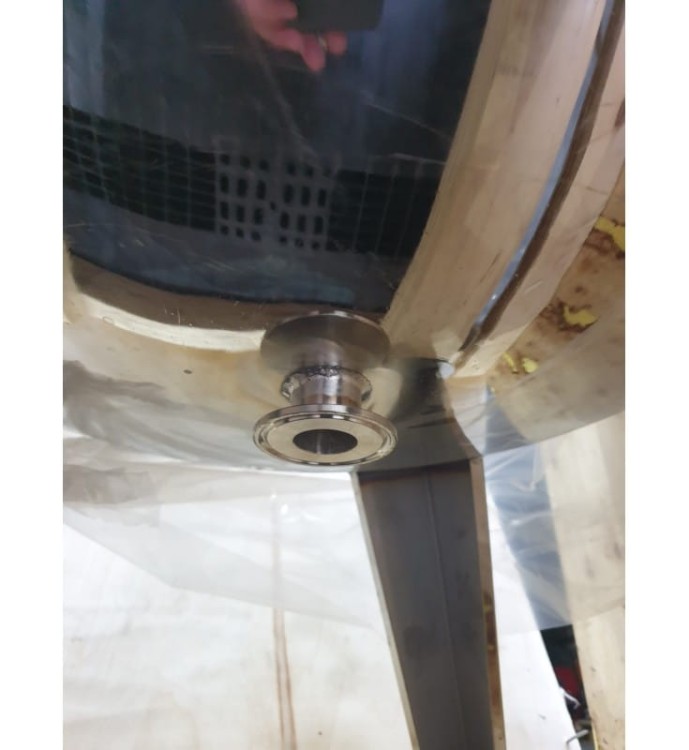 ZBIORNIK Z MIESZALNIKIEM 100L