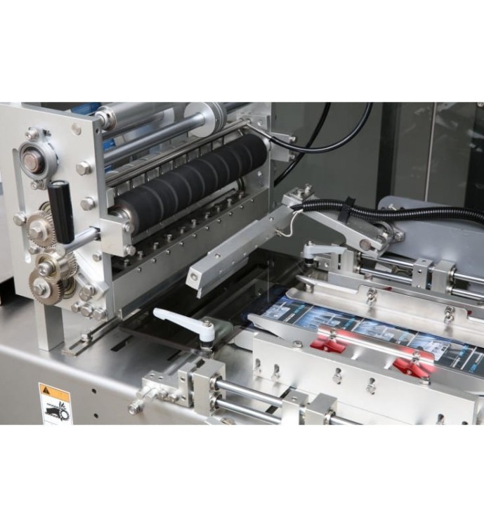 URZĄDZENIE FOLIUJĄCE CELOFONIARKA BTB-290