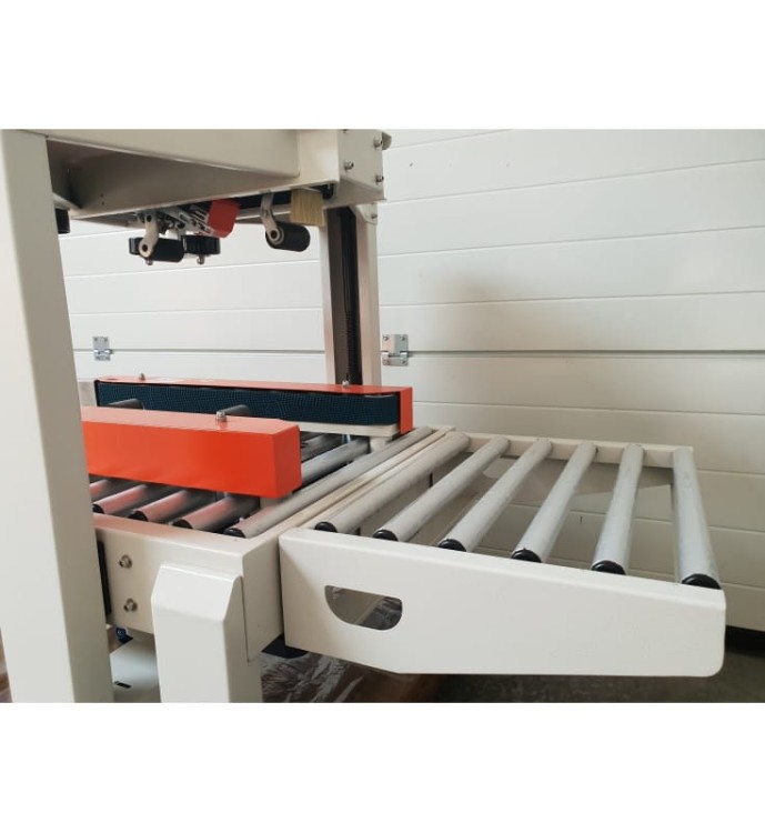 ZAKLEJARKA DO KARTONÓW FXJ 5050B