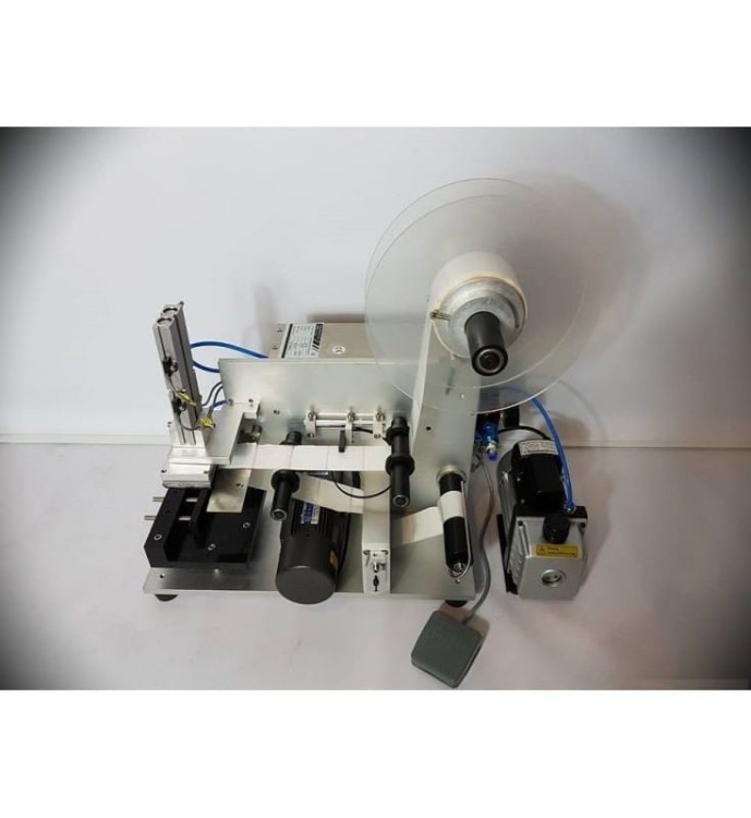 ETYKIECIARKA DO BUTELEK PŁASKICH MT 60