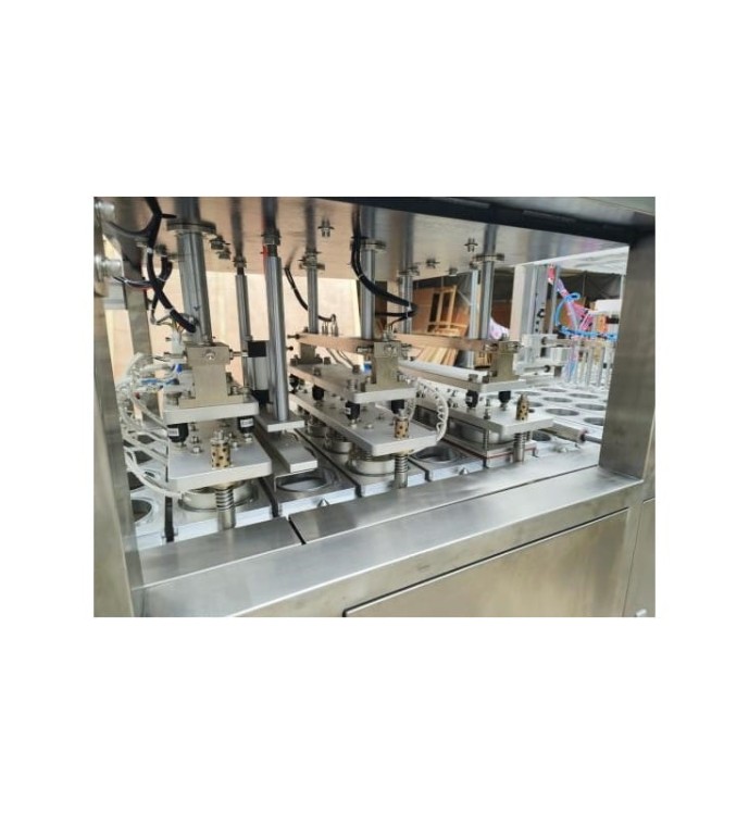 NALEWARKA I ZGRZEWARKA DO KUBKÓW HLXT-60-4