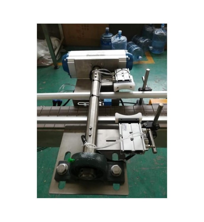 MASZYNA OBRACAJĄCA PUSZKI