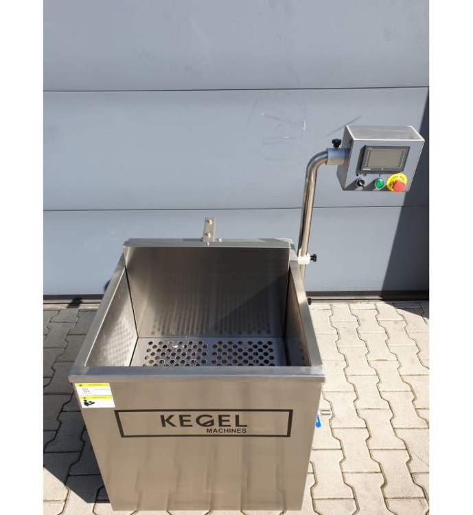 OBKURCZARKA W GORĄCEJ WODZIE DT 6050