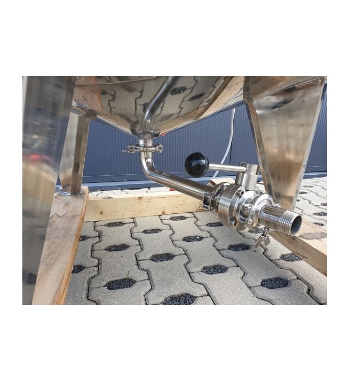 ZBIORNIK Z MIESZALNIKIEM 1000 L