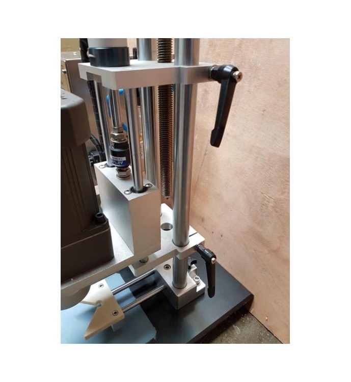 ZAKRĘCARKA DO BUTELEK HLXG-200K