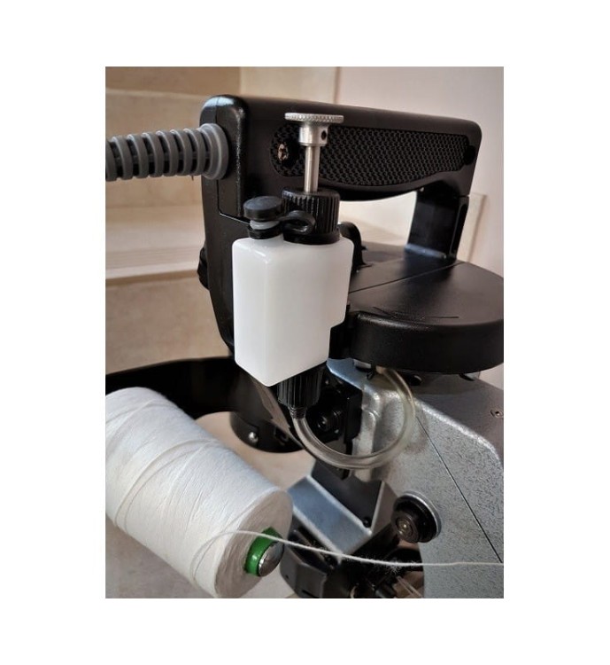 ZASZYWARKA DO WORKÓW SIRUBA AA6