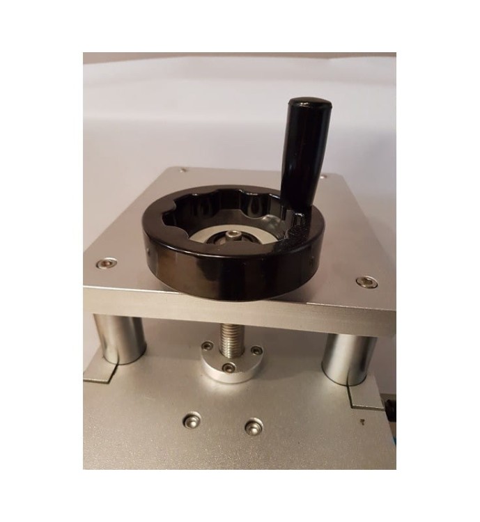 ZAKRĘCARKA DO SŁOIKÓW  Z ODSYSANIEM SFZK-2