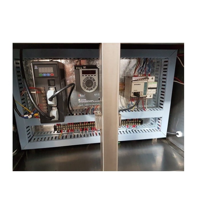 ETYKIECIARKA DO PŁASKICH PRODUKTÓW LP 200