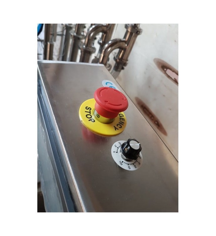 AUTOMATYCZNA NALEWARKA PŁYNÓW YT-4