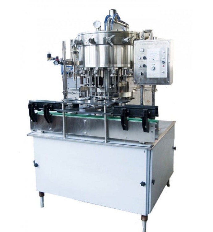 LINIA ROZLEWNICZA DO NAPOJÓW GAZOWANYCH W PUSZKACH Z ETYKIECIARKĄ