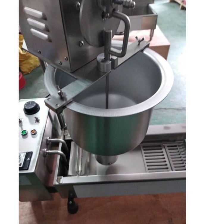 MASZYNA DO ROBIENIA PĄCZKÓW PH T101