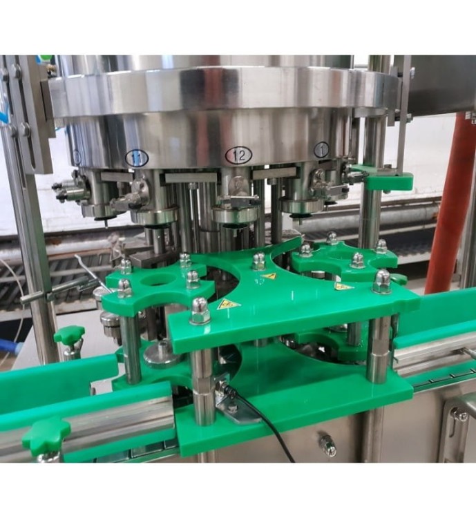 LINIA ROZLEWNICZA DO NAPOJÓW GAZOWANYCH W PUSZKACH